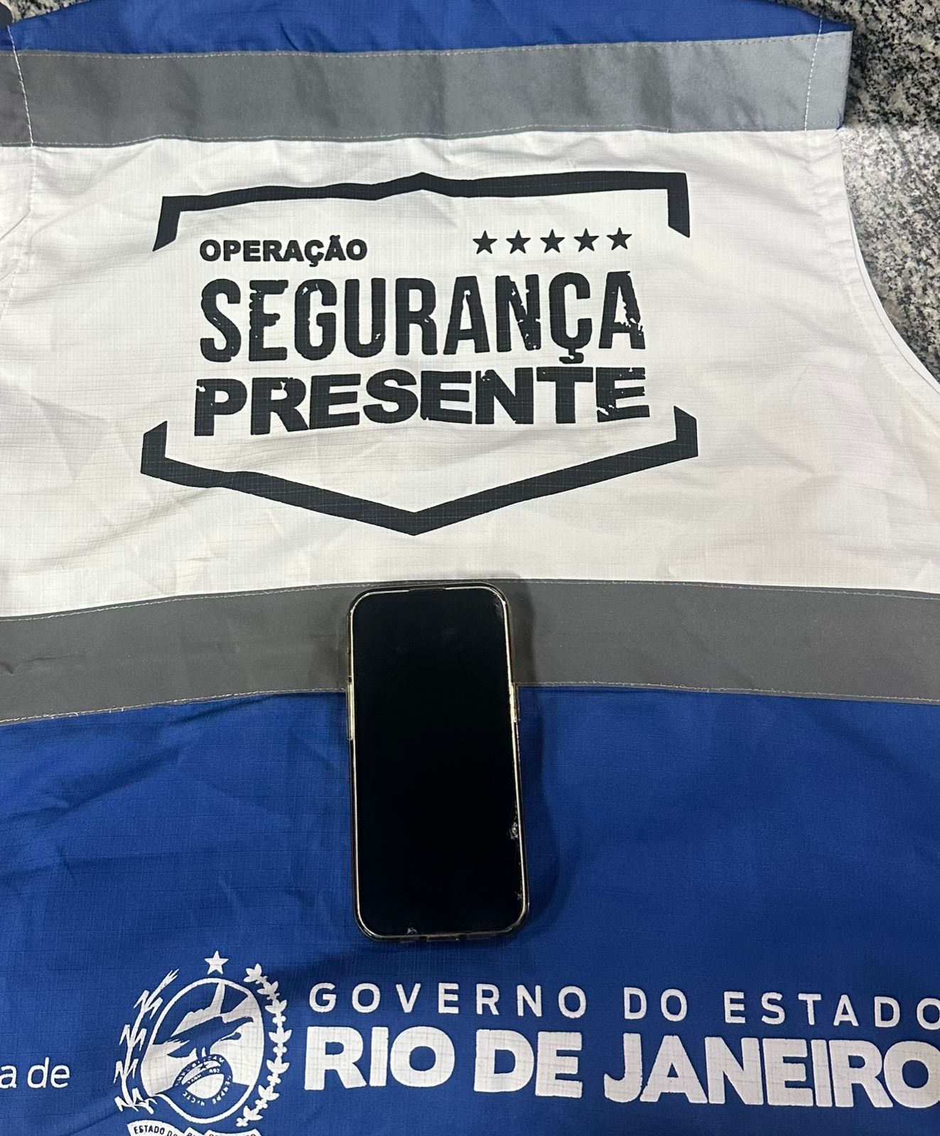 Prisão por roubo a transeunte em Icaraí