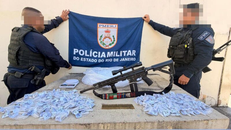 35º Batalhão da Polícia Militar apreende fuzil e drogas após confronto em Itaboraí