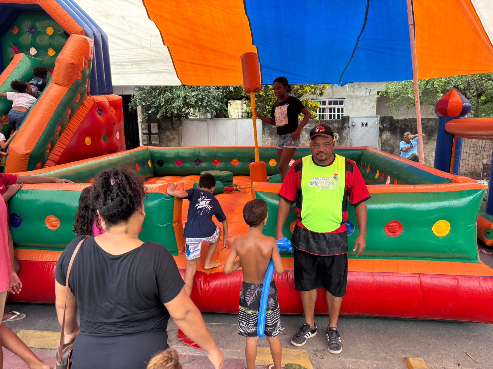 Caravana de Arte e Lazer faz a festa no Rocha neste sábado