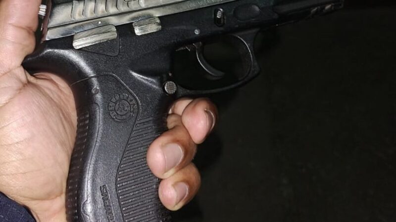 Equipes do GAT do 1º BPM acaba de prender vulgo “Paraíba” no Morro do Castro