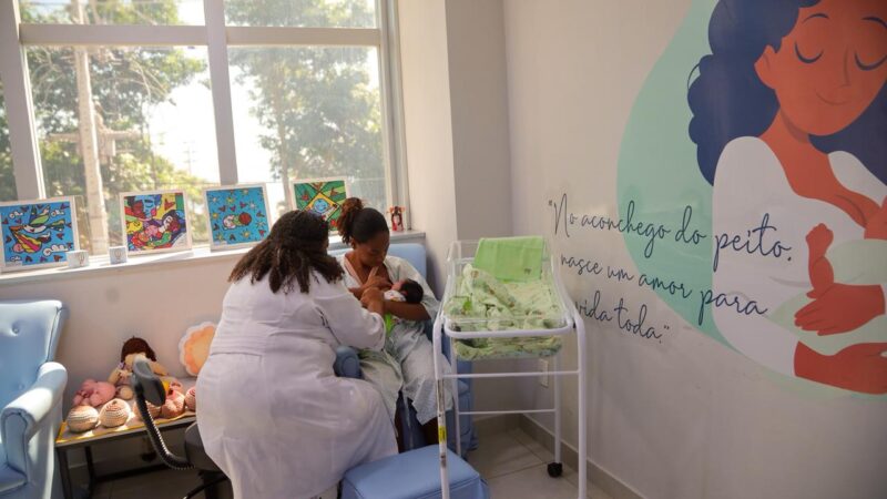 Prefeito Rodrigo Neves comemora um ano da reinauguração da Maternidade Alzira Reis