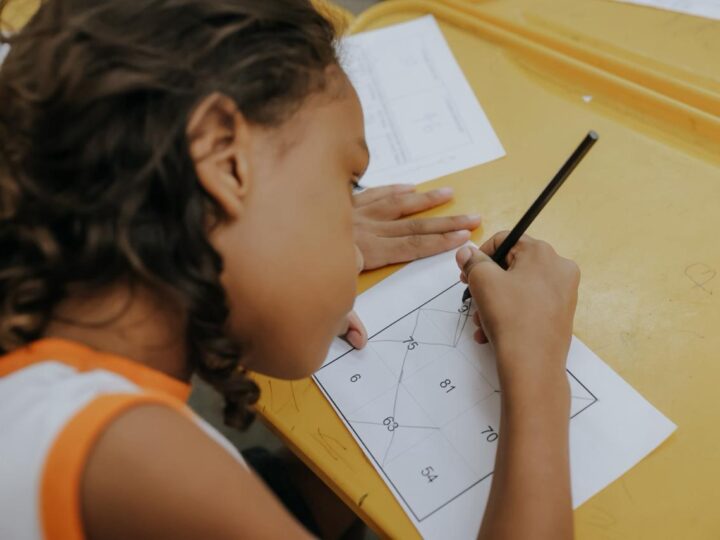 Educação de Niterói lança programa Conectando Saberes para fortalecer o ensino de Matemática