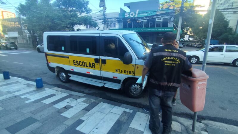 Prefeitura de Niterói realiza operação educativa de fiscalização do transporte escolar