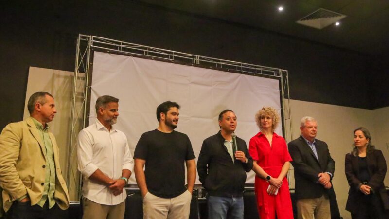 Rodrigo Neves abre evento internacional sobre mobilidade ativa em Niterói  