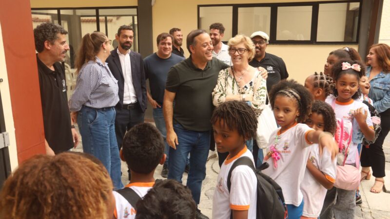 Prefeito Rodrigo Neves visita Centro Cultural Cauby Peixoto e anuncia novas atividades gratuitas na Zona Norte