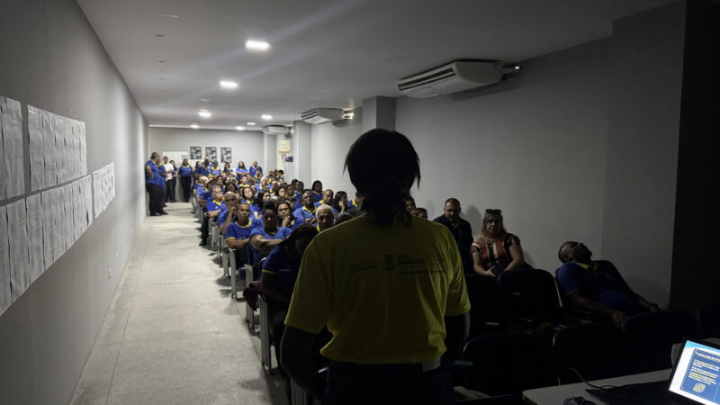 Maio Amarelo: monitores e motoristas da Educação participam de palestra
