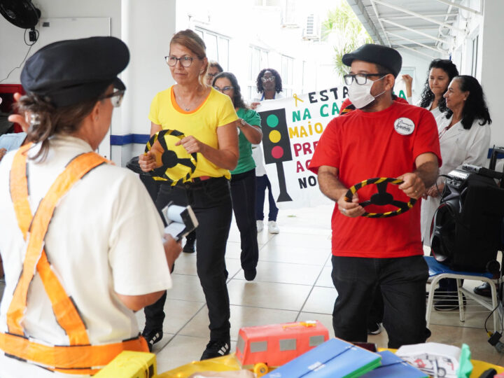 Prefeitura encerra ações do Maio Amarelo com palestra na Clínica Municipal Gonçalense do Mutondo