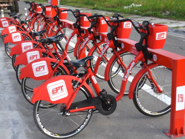 No Dia Mundial da Bicicleta, Maricá destaca expansão das Vermelhinhas e amplia tempo de uso gratuito