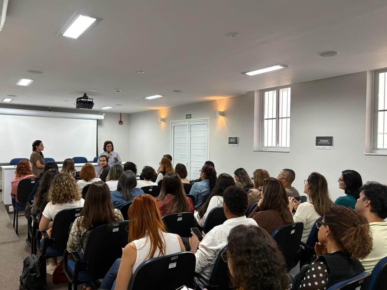 Maternidade Municipal Alzira Reis promove encontro com profissionais da Atenção Primária para fortalecer o cuidado às gestantes