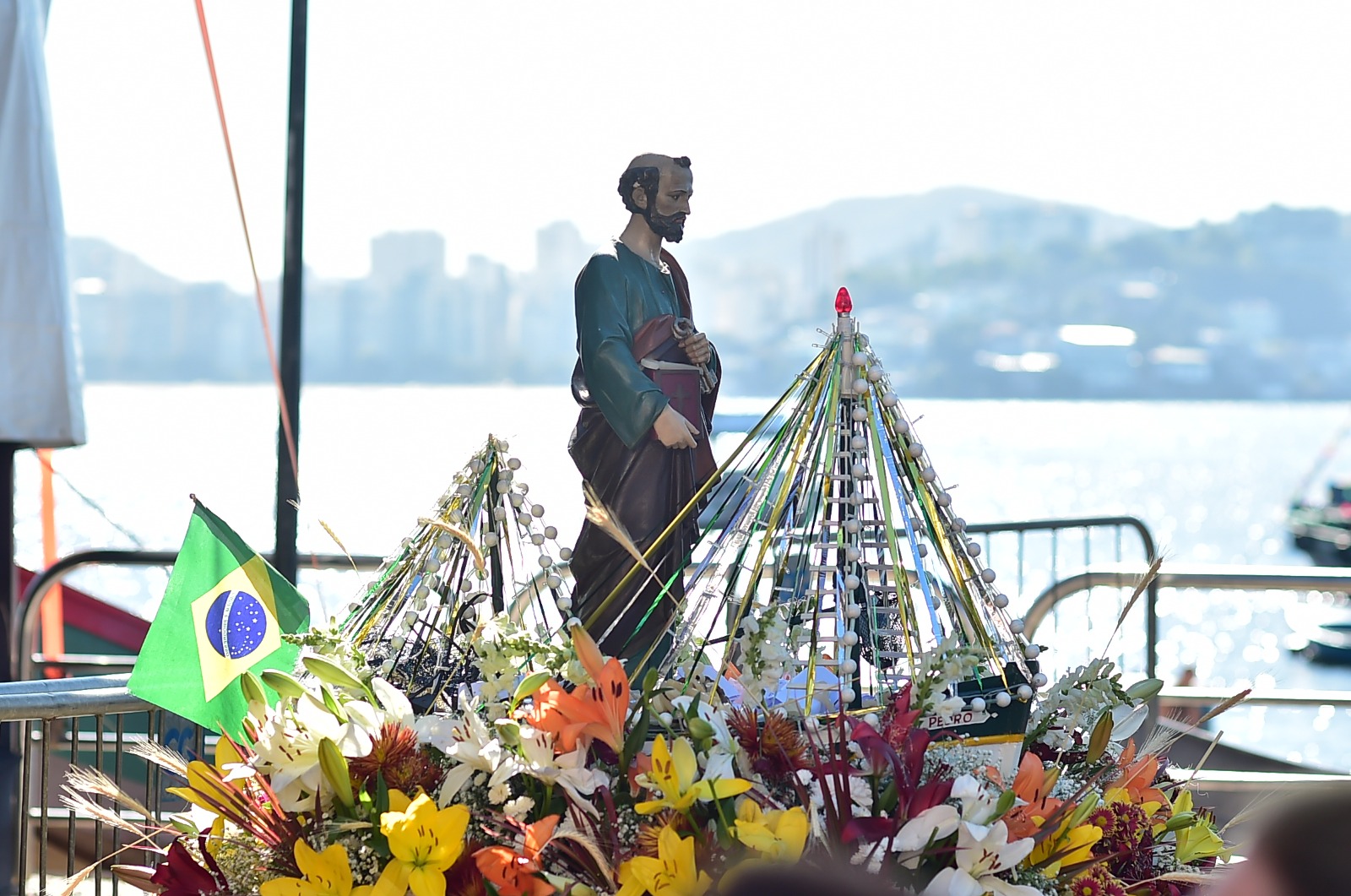 Fé, tradição e identidade marítima marcam celebração do Dia de São Pedro em Jurujuba