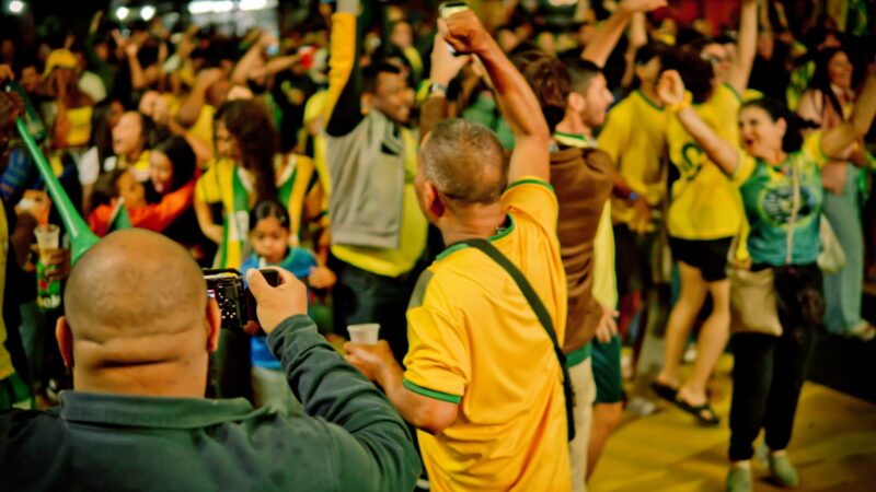 Ita Fan Fest: Brasil vence a Escócia por 3 a 0 e garante classificação para a segunda fase da Copa do Mundo