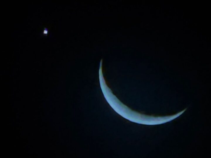Lua e Vênus encantam observadores em espetáculo no céu desta quarta-feira (17)
