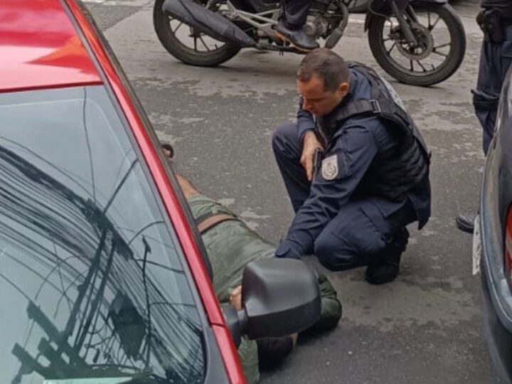 Urgente| Tiros em Plena Galeria comercial no Centro de Niterói; Homem é baleado e suspeito acaba preso