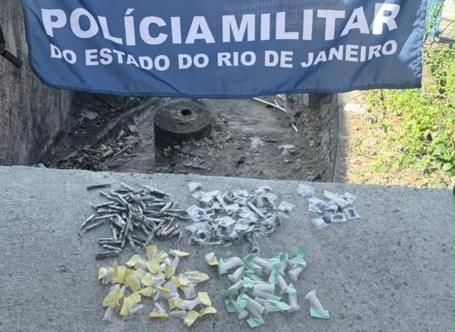 Polícia apreende adolescentes por ato infracional análogo ao tráfico de drogas na Ilha da Conceição, em Niterói