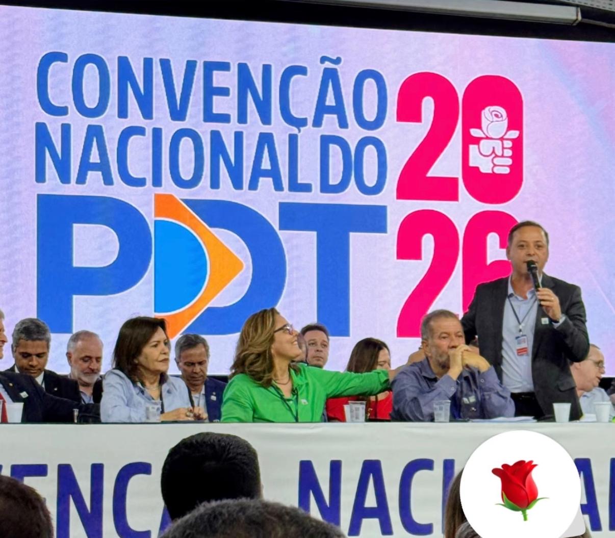 Rodrigo Neves participa da convenção nacional do PDT, que oficializou o apoio do partido à candidatura do presidente Lula à reeleição