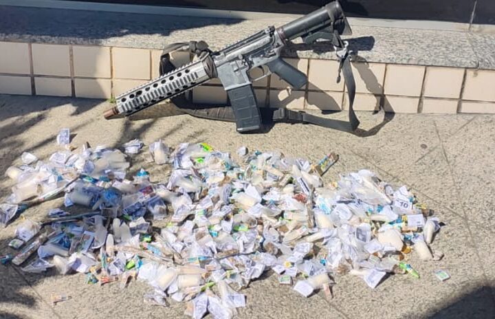 1º BPM intensifica combate ao crime no Salgueiro e apreende fuzil durante confronto em São Gonçalo