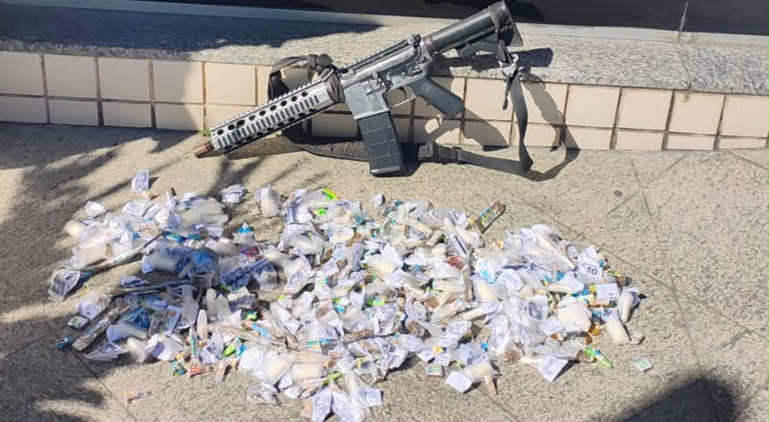 1º BPM intensifica combate ao crime no Salgueiro e apreende fuzil durante confronto em São Gonçalo