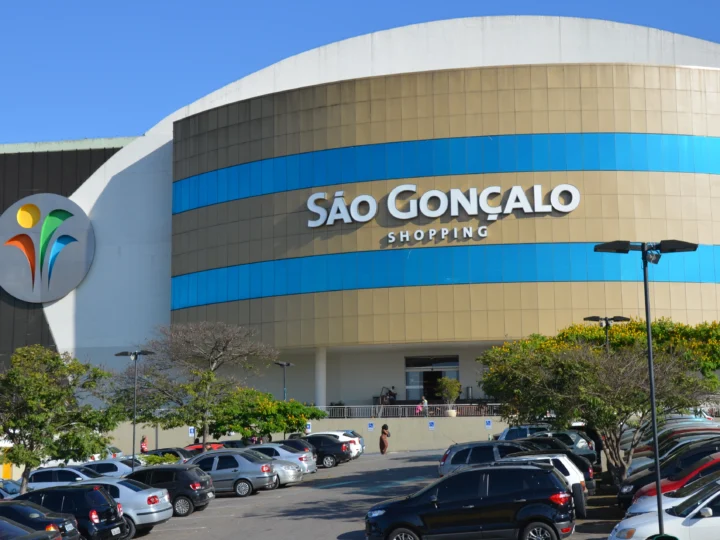 São Gonçalo Shopping fica sem energia neste sábado após desarme de linha na rede elétrica