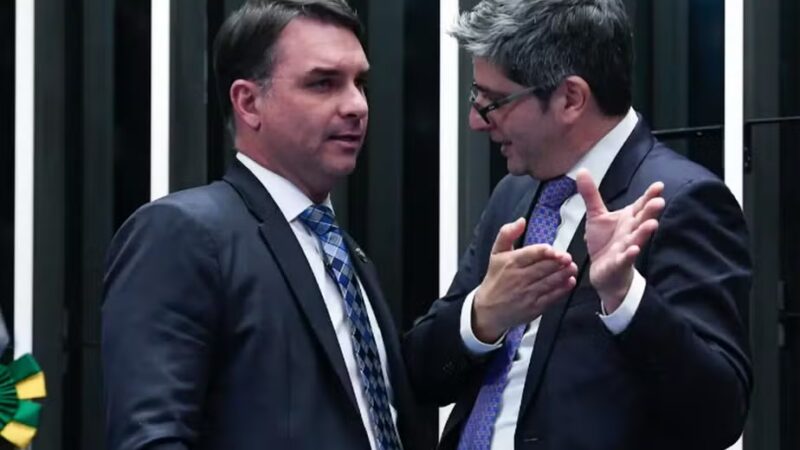 Carlos Jordy fica fora da disputa ao Senado pelo PL; Flávio Bolsonaro define Carlos Portinho como pré-candidato