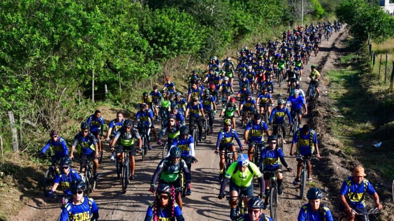 Sol, esporte e muita diversão marcam o Pedal Vivendo a Transformação e o Domingo no Parque Paleontológico