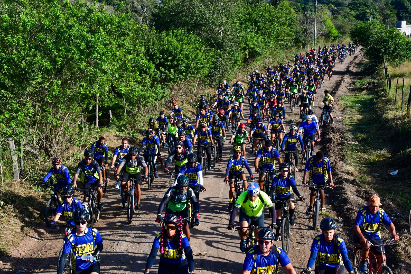 Sol, esporte e muita diversão marcam o Pedal Vivendo a Transformação e o Domingo no Parque Paleontológico