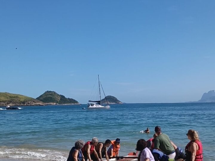 Prefeitura de Niterói promove workshop gratuito de Va’a Inclusivo para surdos