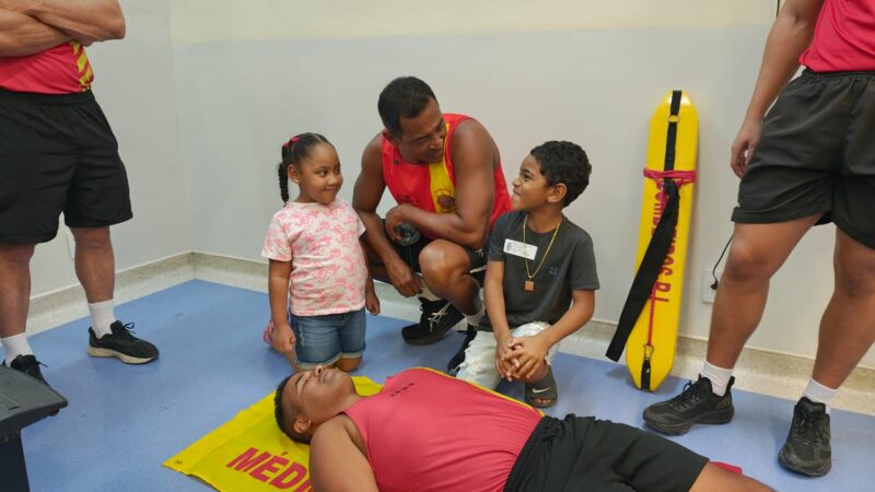 Hospital Getúlio Vargas Filho promove ação educativa com bombeiros para prevenção de afogamentos