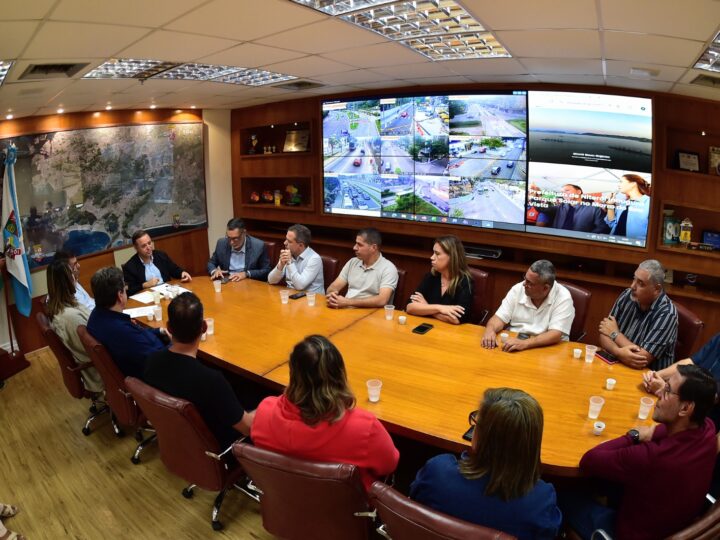 Prefeito Rodrigo Neves lança editais para obras de urbanização em Várzea das Moças
