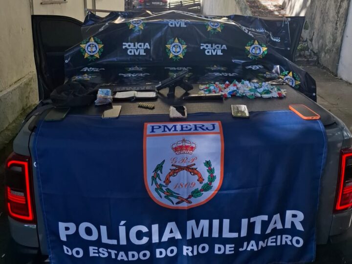 AÇÃO CONJUNTA DO 12º BPM E 79ª DP PRENDE SEIS ELEMENTOS NO SÍTIO DE FERRO, EM NITERÓI