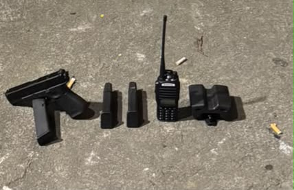 Homens são presos com pistola Glock e rádio transmissor durante ação do 7º BPM em São Gonçalo