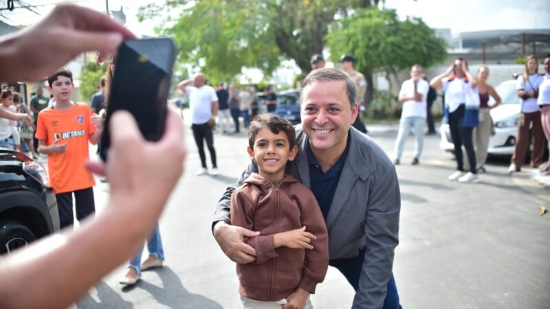 Rodrigo Neves entrega obras de urbanização no Engenho do Mato e no Maravista II com investimento de R$ 240,6 milhões