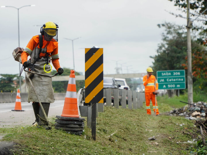 Prefeitura e Arteris iniciam revitalização de mais uma área usada para descarte irregular de lixo na BR-101