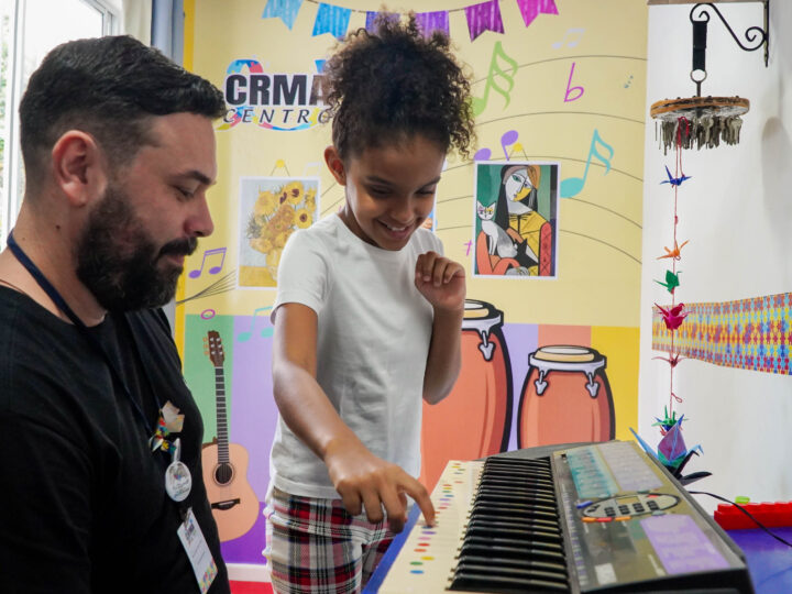 Centros de Referência do Autista de São Gonçalo investe em musicoterapia
