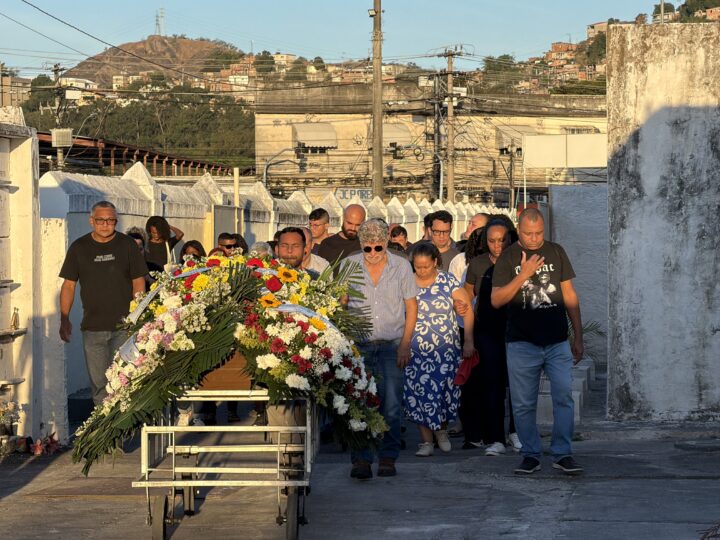Jovem alcoolizado é apontado pela PM após carro atingir veículo e matar Luiz Cláudio; vítima foi enterrada nesta segunda
