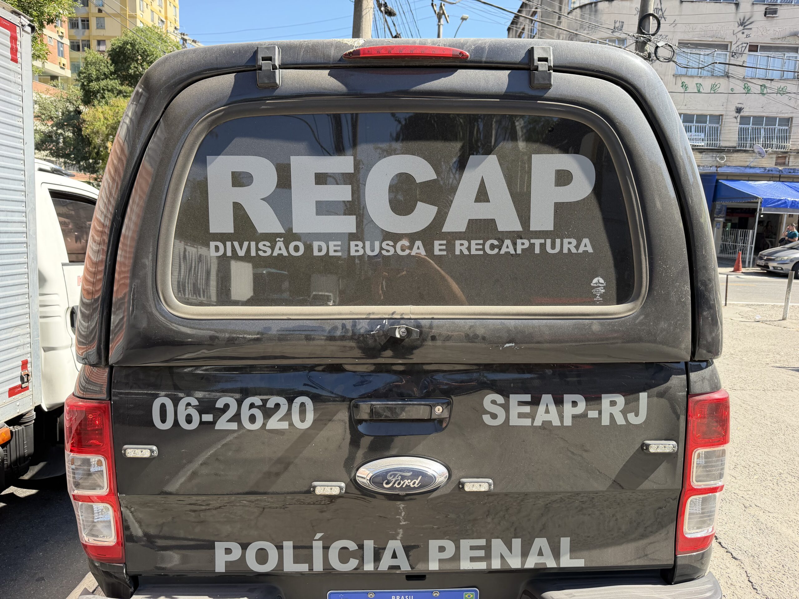 Foragido da saída temporária do Dia das Mães é recapturado na zona norte, em Niterói