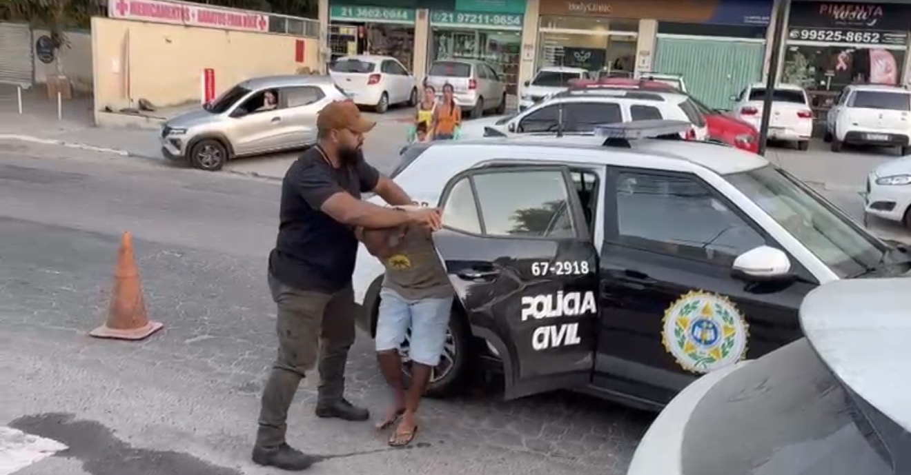 75ª DP prende foragido da Justiça condenado por extorsão em São Gonçalo.