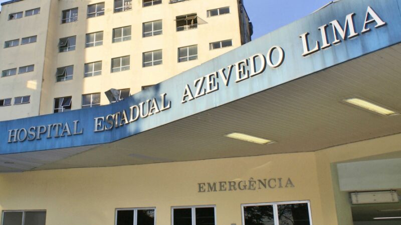 Idosa passa mais de 1 mês internada em hospital de Niterói à espera de ressonância que só foi marcada para setembro