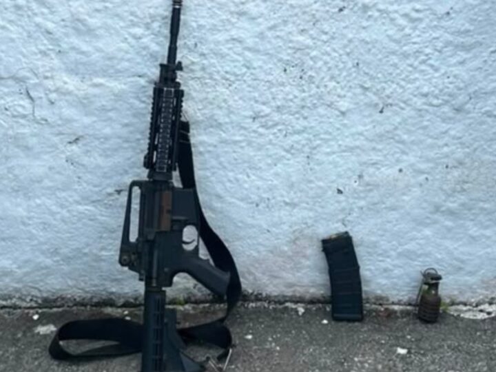 Fuzil, granada e drogas são apreendidos durante ação policial do 7º BPM em São Gonçalo