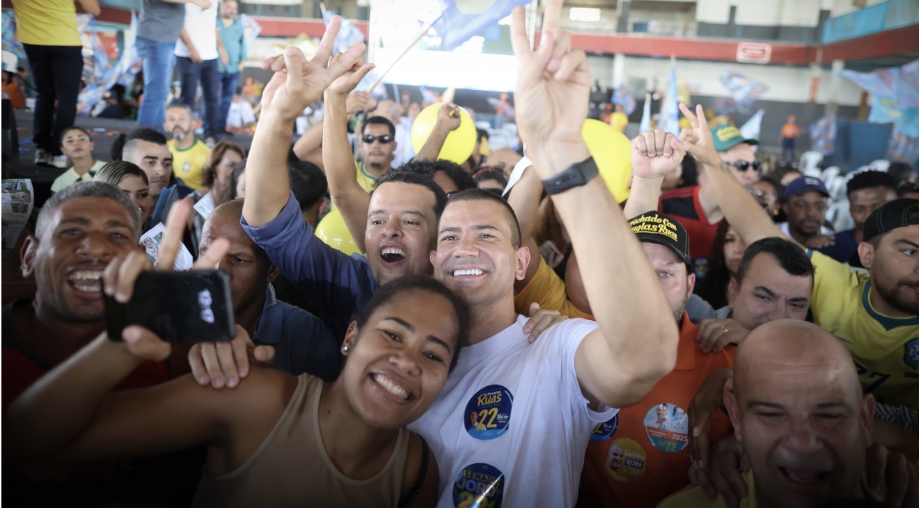 Douglas Ruas reúne multidão em evento de candidatos em São Gonçalo