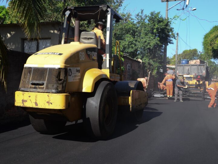 Itaboraí avança com obras de asfaltamento no bairro Barreiro