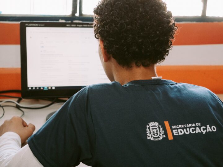 Itaboraí implementa Referencial Curricular de Educação Digital e Midiática na Rede Municipal