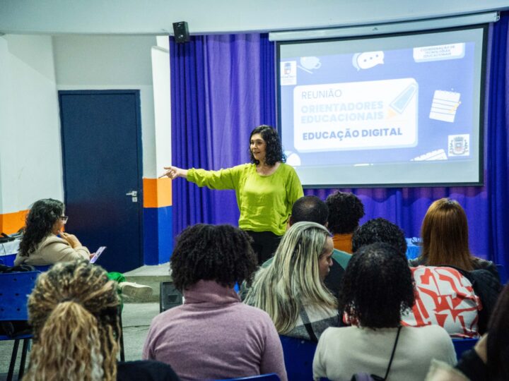 Itaboraí promove palestra sobre Educação Digital nas escolas