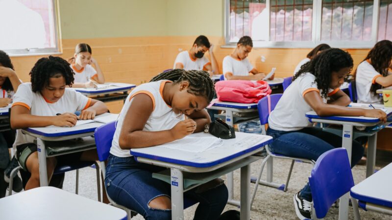 Niterói avança no Ideb e fica entre os municípios de grande porte que mais cresceram no país
