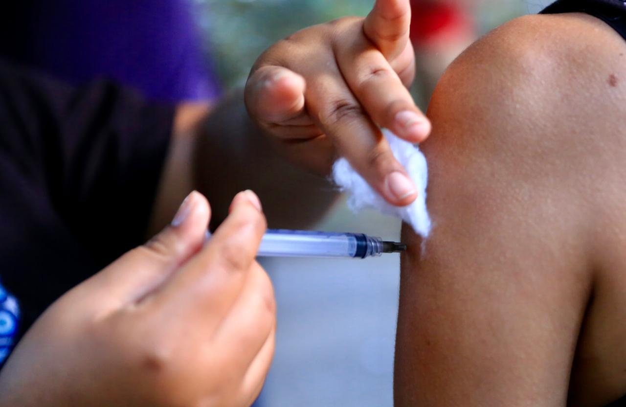 Niterói realiza Dia D de Multivacinação neste sábado (22)