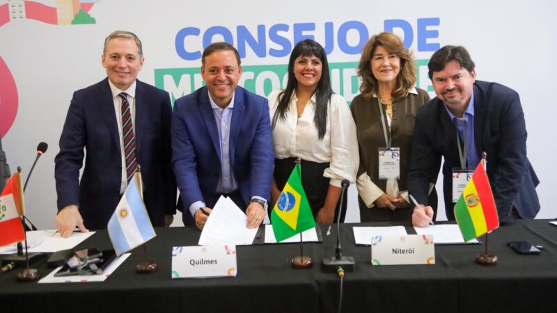 Na Argentina, Rodrigo Neves apresenta balanço de ações na presidência da rede Mercocidades e amplia articulação internacional