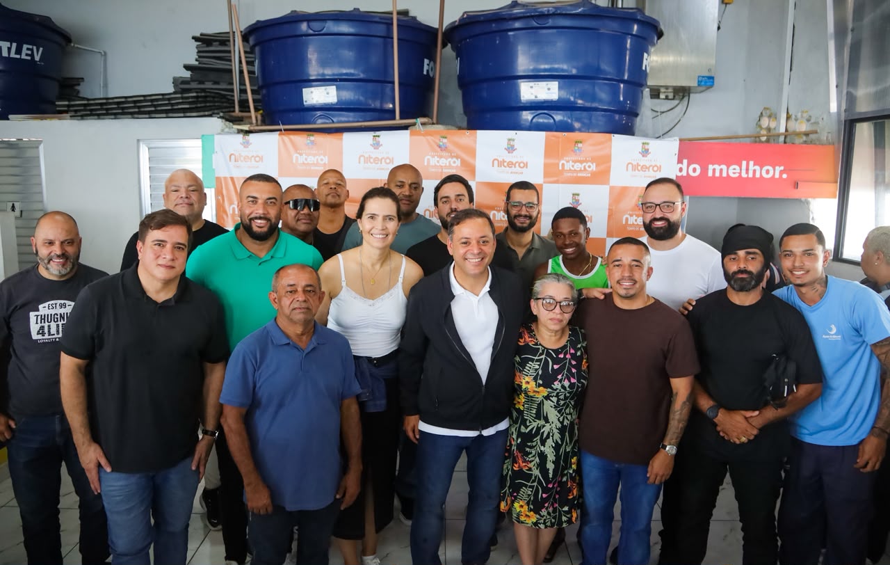 Prefeito Rodrigo Neves visita Preventório e anuncia novas obras para a comunidade