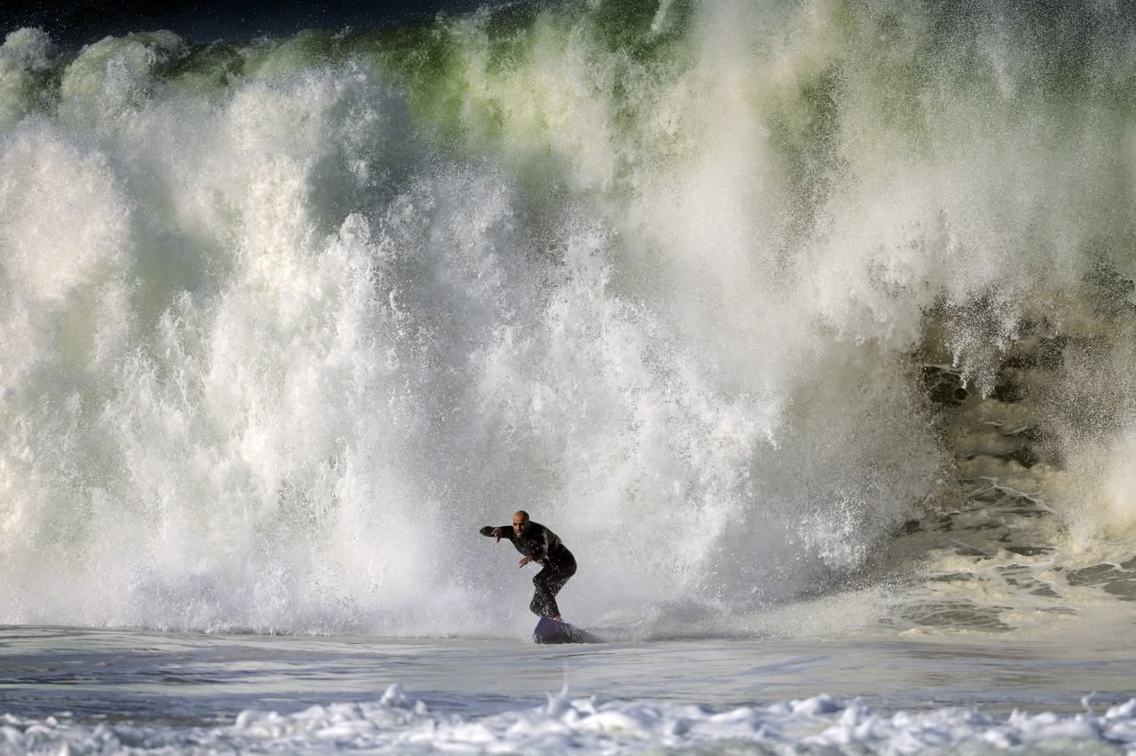 Itacoatiara Big Wave 2026 dispara Sinal Amarelo diante da possibilidade de entrada de grande swell na próxima semana