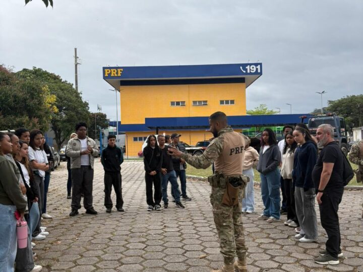 Prefeitura de Niterói e Polícia Rodoviária Federal se unem pelo futuro dos jovens em mais uma edição do projeto Pega a Visão