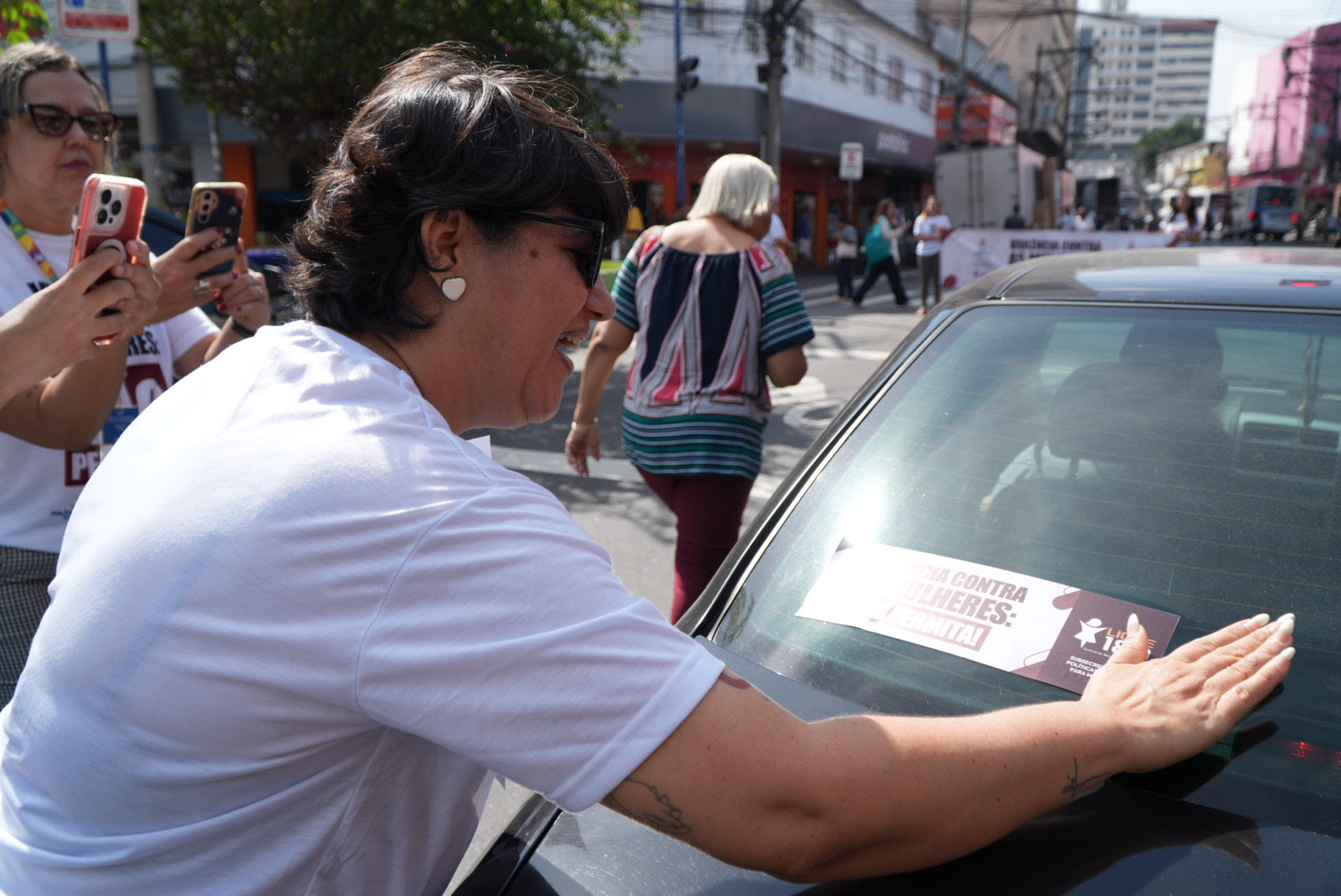 São Gonçalo dá início ao Agosto Lilás com ação de conscientização no Centro