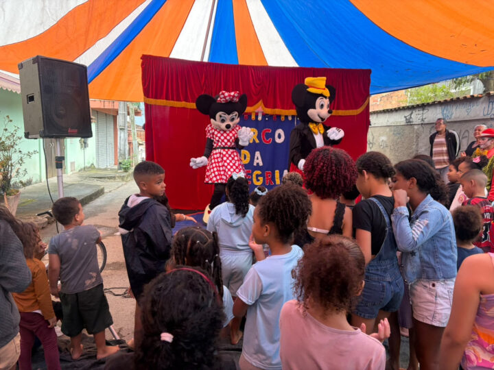 Caravana de Arte e Lazer garante manhã de diversão para famílias do Engenho do Roçado